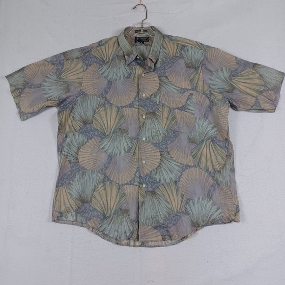 Burberry Other - Burberrys short sleeve shirt men's Sz XL